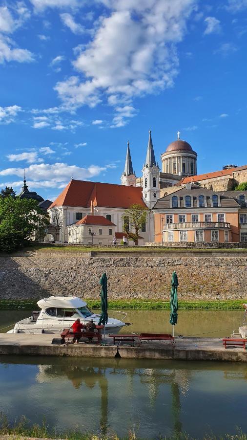 Danubia Apartman Esztergom Exterior photo